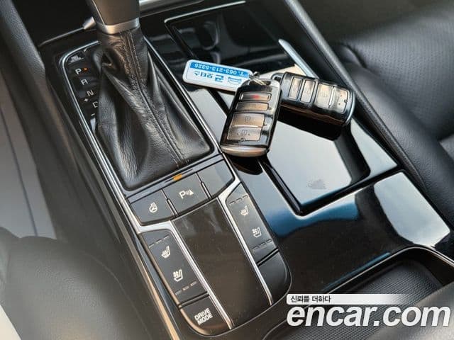 Kia All New K7 3.0 LPI Luxury (арендный автомобиль), 2016 10