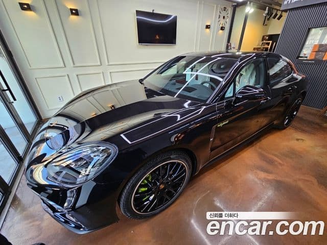 Porsche Panamera (971) 4.0 турбо E-гибрид, 2023 все фото