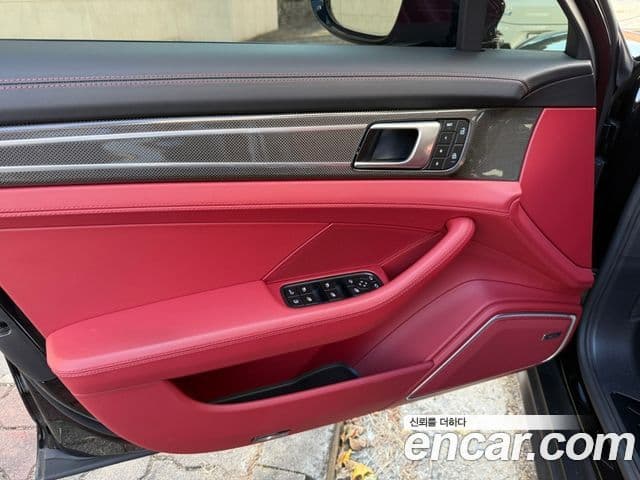 Porsche Panamera (971) 4.0 турбо E-гибрид, 2023 10