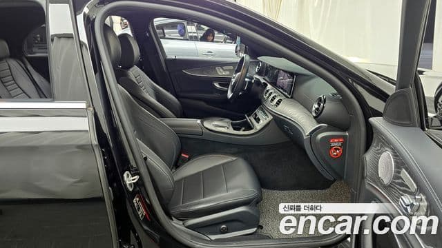 Mercedes-Benz E-класс W213 AMG Line, 2021 11