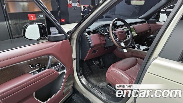 Land Rover Range Rover 5세대 P530 AB LWB, 2025 11