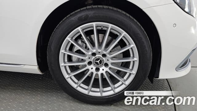 Mercedes-Benz E-класс W213 Exclusive, 2022 все фото