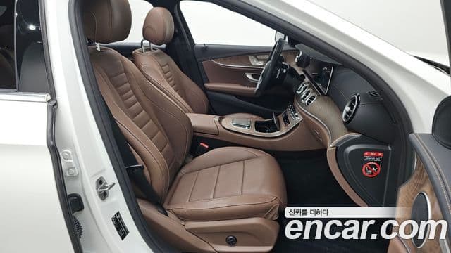 Mercedes-Benz E-класс W213 Exclusive, 2022 11