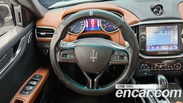 Maserati 기블리 3세대, 2014 13