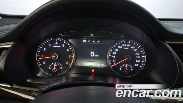 Kia All New K7 3.0 LPI Prestige (арендный автомобиль), 2019 8