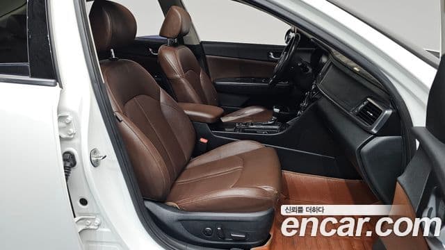 Kia K5 2세대 Noblesse, 2016 11