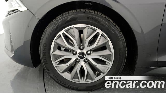 Kia K5 гибрид 3세대 Signature, 2022 все фото