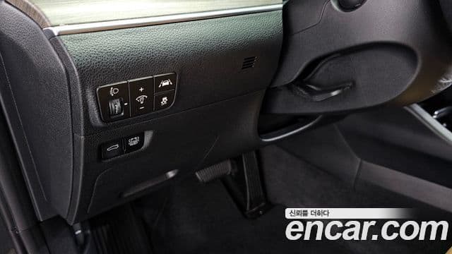 Kia K5 гибрид 3세대 Signature, 2022 14