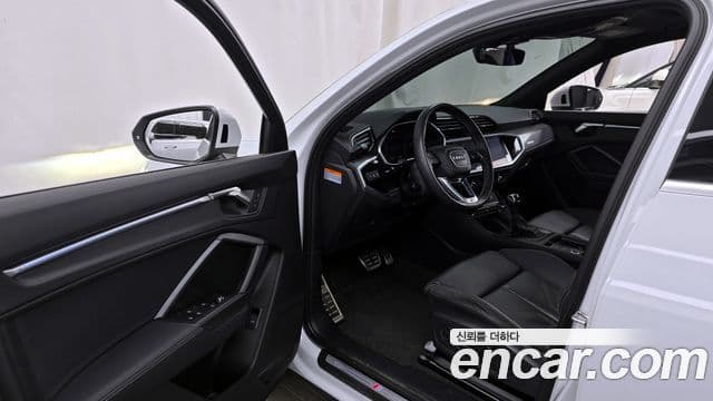 Audi Q3 (F3) 35 TDI Premium Sportback, 2023 10