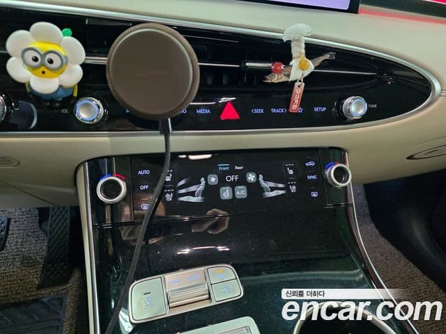 Genesis GV70, 2025 9