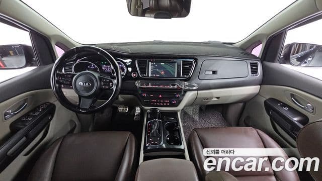 Kia All New Carnival Prestige, 2015 7