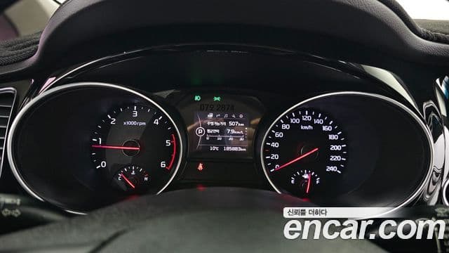 Kia All New Carnival Prestige, 2015 8