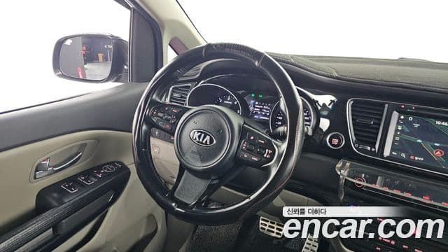Kia All New Carnival Prestige, 2015 13