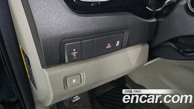 Kia All New Carnival Prestige, 2015 14