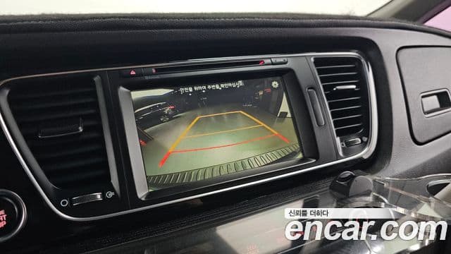 Kia All New Carnival Prestige, 2015 15