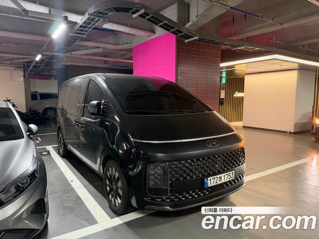 Hyundai Staria Inspiration, 2022 4