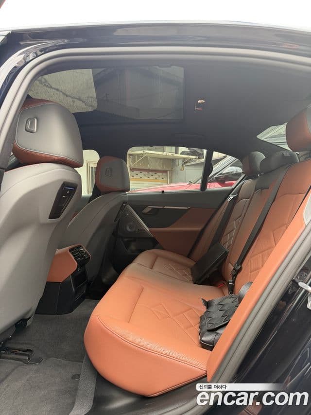 BMW 5시리즈 (G60) 530i xDrive M Sport, 2024 6