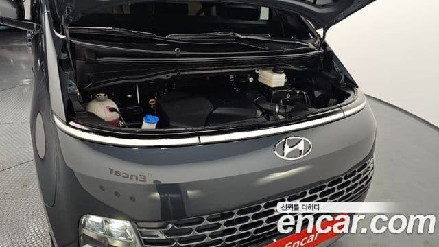 Hyundai Staria Modern, 2023 6