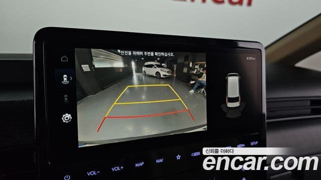 Hyundai Staria Modern, 2023 15