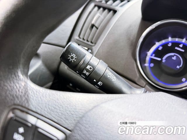 Hyundai YF Sonata Luxury, 2010 7