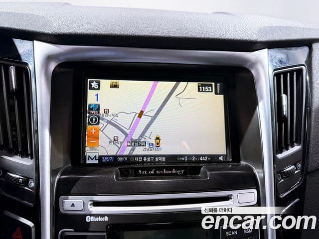 Hyundai YF Sonata Luxury, 2010 14