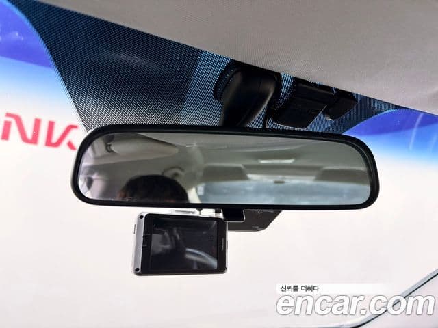 Hyundai YF Sonata Luxury, 2010 17