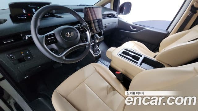 Hyundai Staria Modern, 2023 7