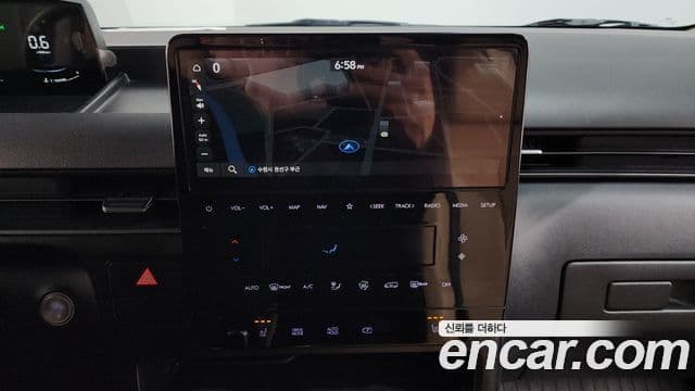 Hyundai Staria Modern, 2023 16