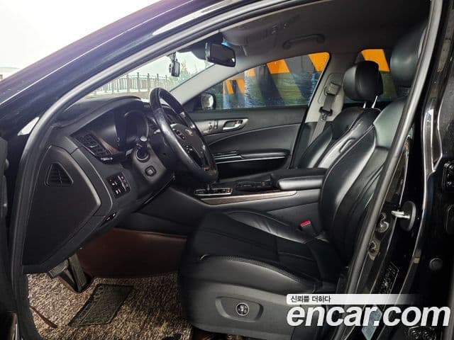 Kia K9 Special, 2013 9