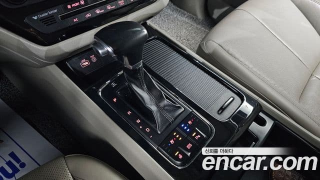 Kia All New Carnival Noblesse, 2018 9