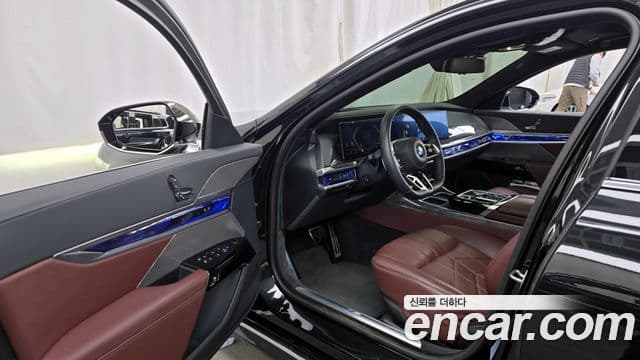 BMW 7시리즈 (G70) 740i sDrive M Sport, 2023 10
