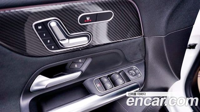 Mercedes-Benz GLA-класс H247 GLA250 4MATIC, 2020 15