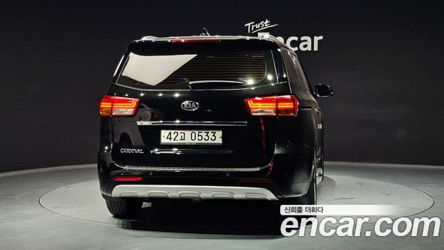 Kia All New Carnival Prestige, 2017 4