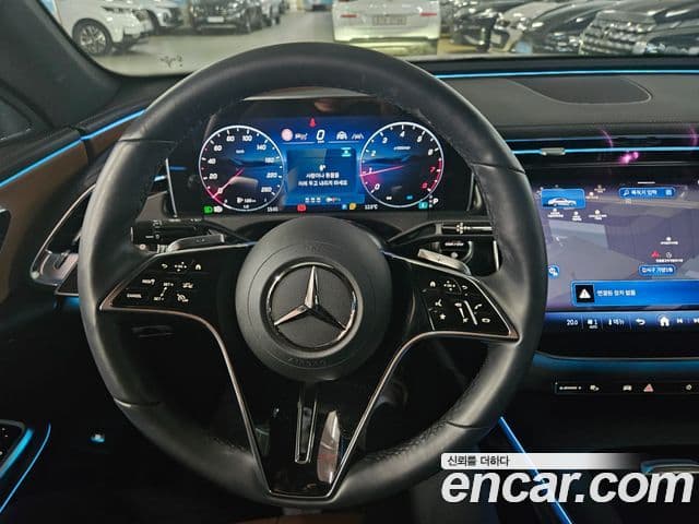 Mercedes-Benz E-класс W214 Avantgarde, 2025 12