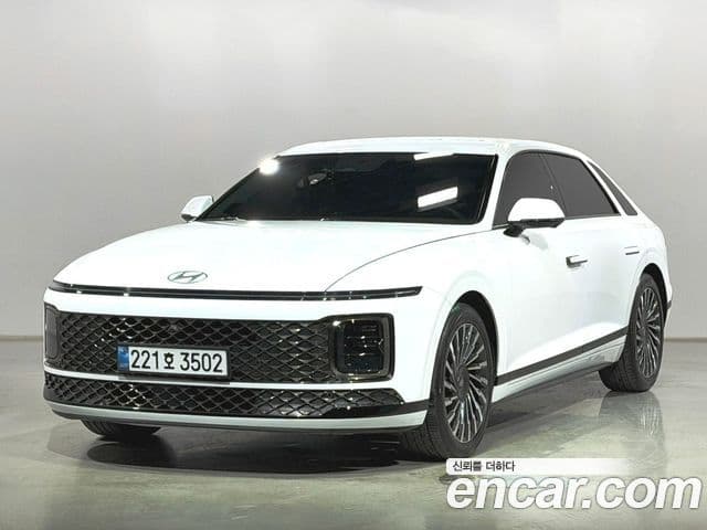 Hyundai Grandeur гибрид (GN7) Calligraphy, 2024 1