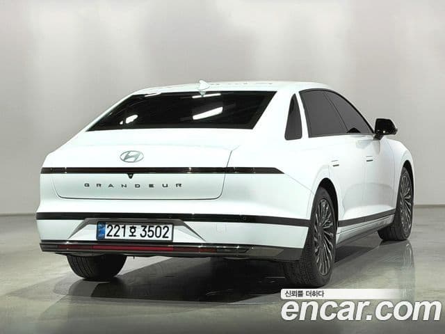 Hyundai Grandeur гибрид (GN7) Calligraphy, 2024 7