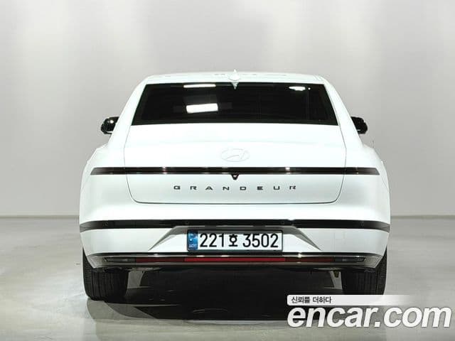 Hyundai Grandeur гибрид (GN7) Calligraphy, 2024 8