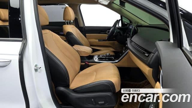 Kia Carnival 4세대 Signature, 2022 11