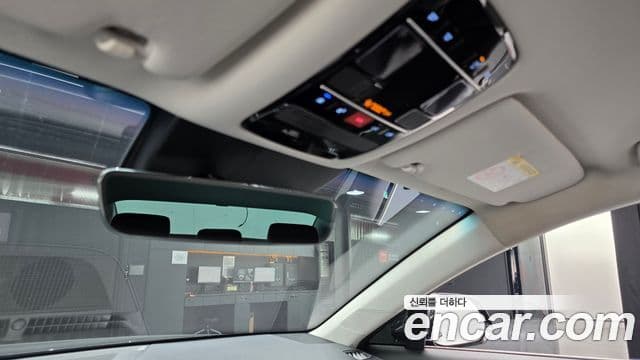 Hyundai Grandeur (GN7) Premium, 2023 18