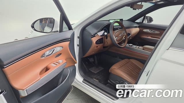 Genesis GV70, 2024 10