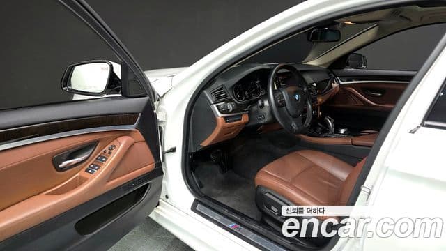 BMW 5시리즈 (F10) 528i xDrive M Aero Dynamic, 2016 10