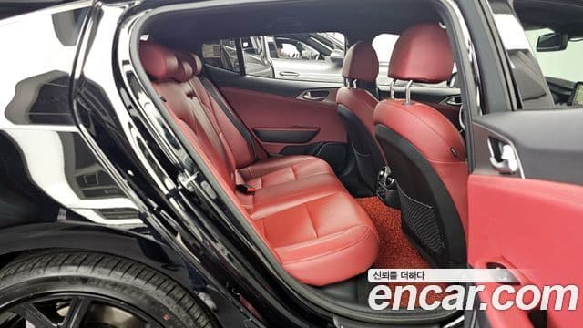 Kia 스팅어 Platinum, 2020 12