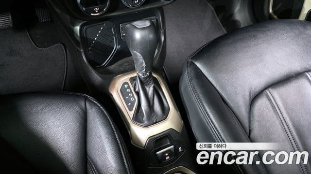 Jeep Renegade 2.4 Longitude, 2016 9