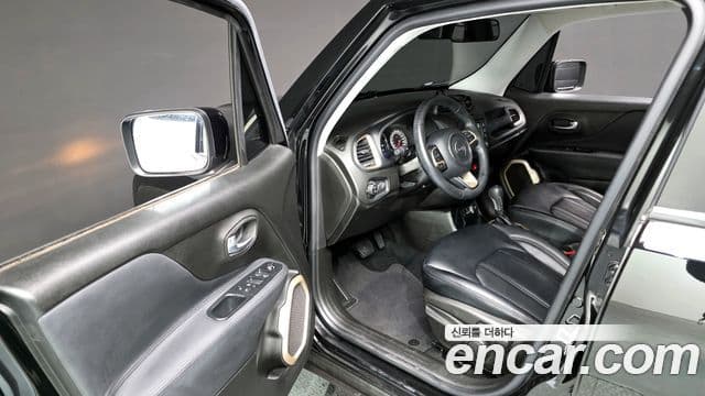 Jeep Renegade 2.4 Longitude, 2016 10