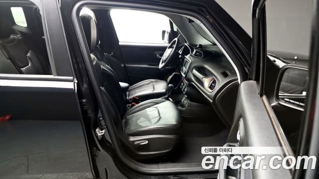 Jeep Renegade 2.4 Longitude, 2016 11