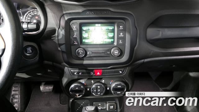 Jeep Renegade 2.4 Longitude, 2016 14