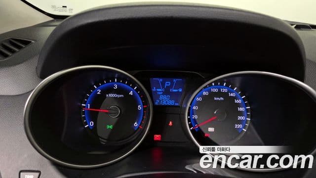 Hyundai Tucson ix Luxury, 2010 8