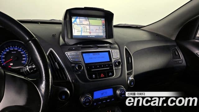 Hyundai Tucson ix Luxury, 2010 15