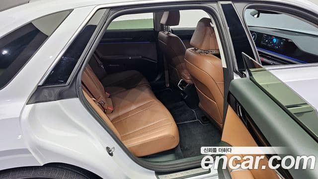 Hyundai Grandeur (GN7) Premium, 2023 12