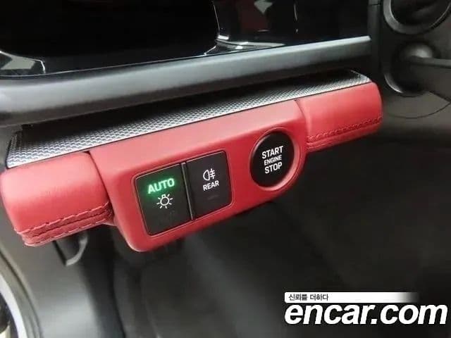 Porsche Panamera (976), 2025 13